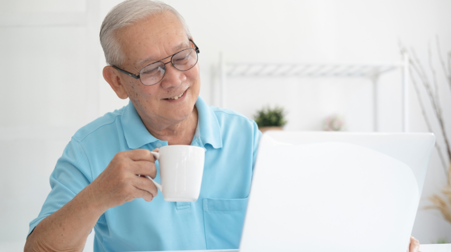 Man at computer 