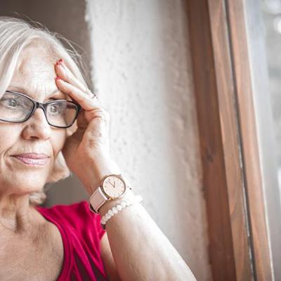 senior-woman-thinking