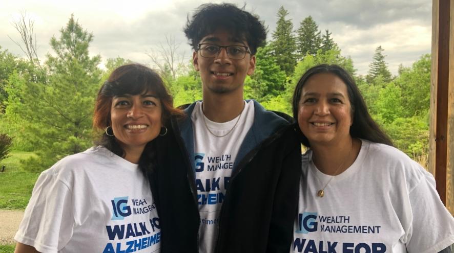 Walk for Alzheimer's volunteers